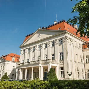 4* מלון Austria Trend Schloss Wilhelminenberg