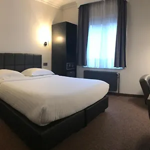 https://best-hotel.brusselshotelsbook.com